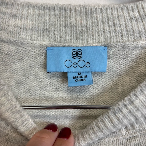 Women’s NWT CeCe Tis the Season Sweater - Picture 3 of 6